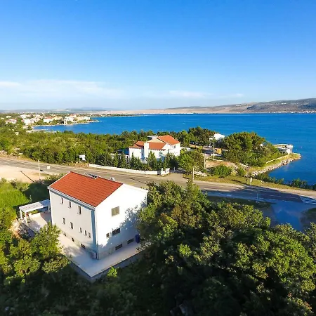 Paklenica Noa Apartment *