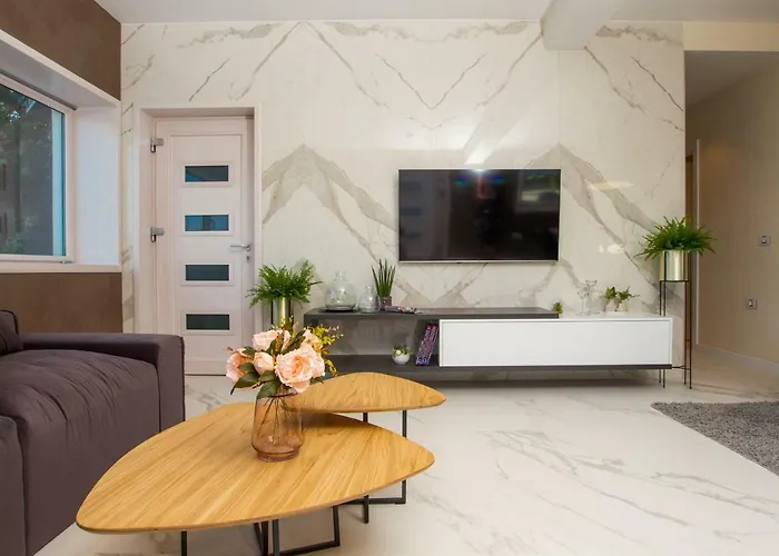 Paklenica Noa 斯塔利格拉德-帕克利尼卡