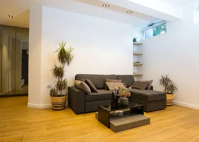 Paklenica Noa ستاريغغاد باكلينتسا