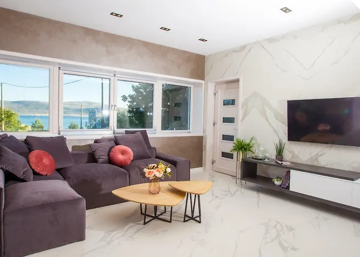 Paklenica Noa Стариград-Пакленица